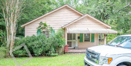 206 Walker Dr Monroe GA 30655