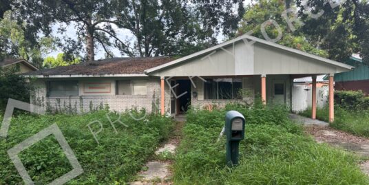 2820 Wolfe St, Brunswick, GA 31520