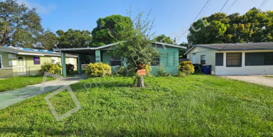 2705 Booker St, Fort Pierce, FL 34947