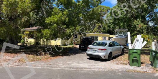5205 Rilma Ave, Sarasota, FL 34234