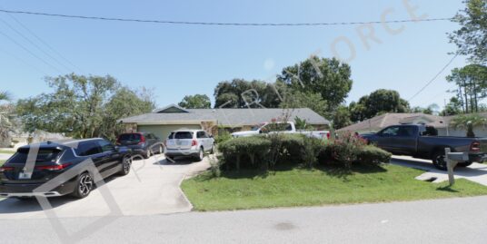 1 Fountain Gate Ln, Palm Coast, FL 32137