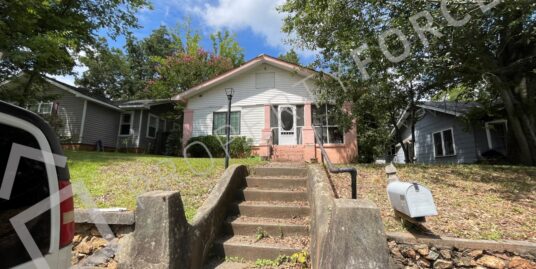 922 9th Ave, Midfield, AL 35228