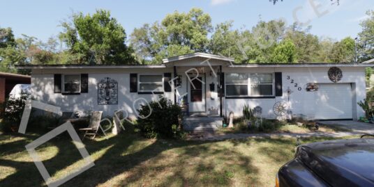 3220 Cathedral Ln, Jacksonville, FL 32277