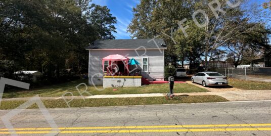 305 Burson Ave, Carrollton, GA 30117