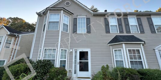 5545 Hampton Ct, Atlanta, GA 30349