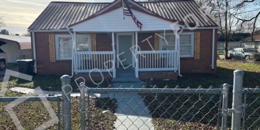 1105 2nd Ave N, Clanton, AL 35045