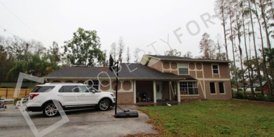 19003 Cedar Ln, Lutz, FL 33548