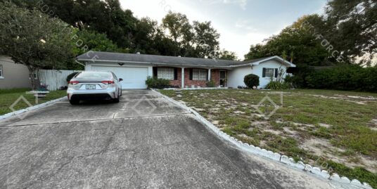 1360 10th Ct NE, Winter Haven, FL 33881