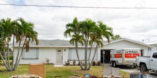 4210 Palm Dr Punta Gorda, FL 33950