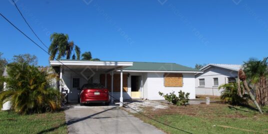 821 Bayview Dr, Ruskin, FL 33570