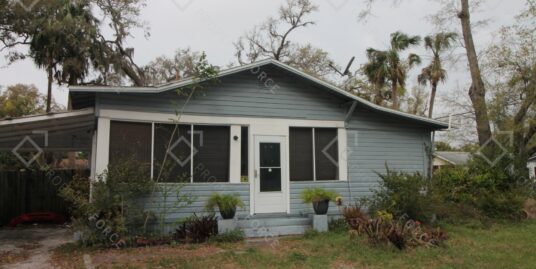 8018 N Mulberry St Tampa, FL 33604