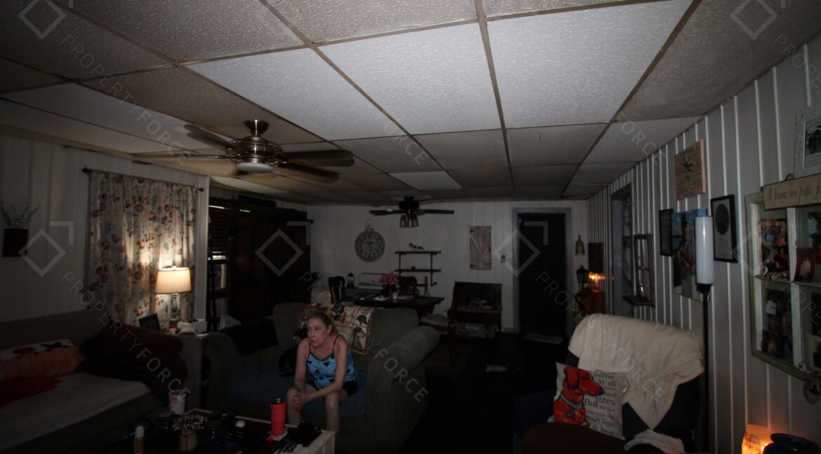 267 E Cherry St Groveland, FL 34736 (28)