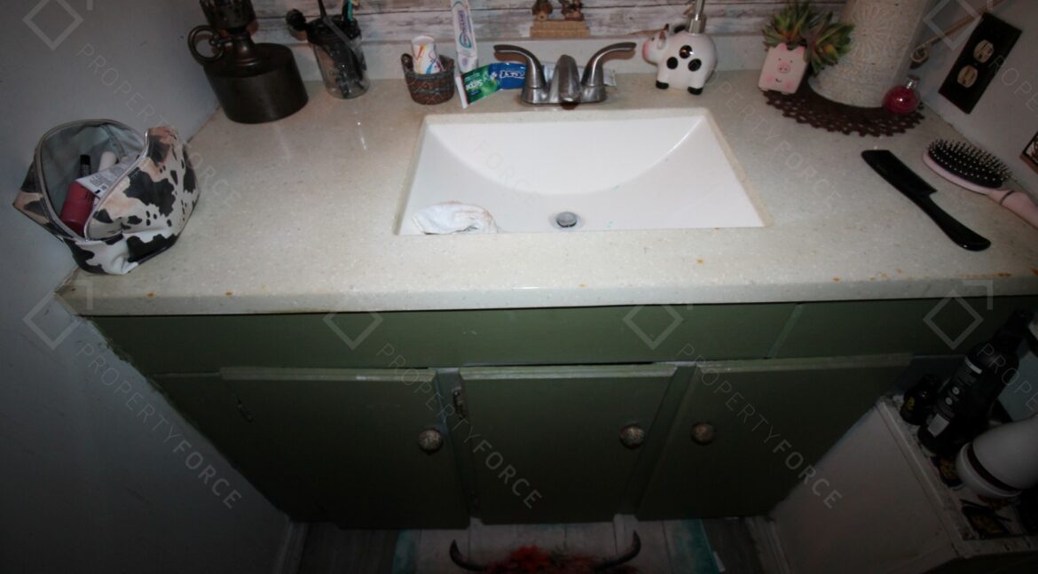 267 E Cherry St Groveland, FL 34736 (35)