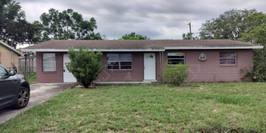 3229 North Ave, Bartow, FL 33830