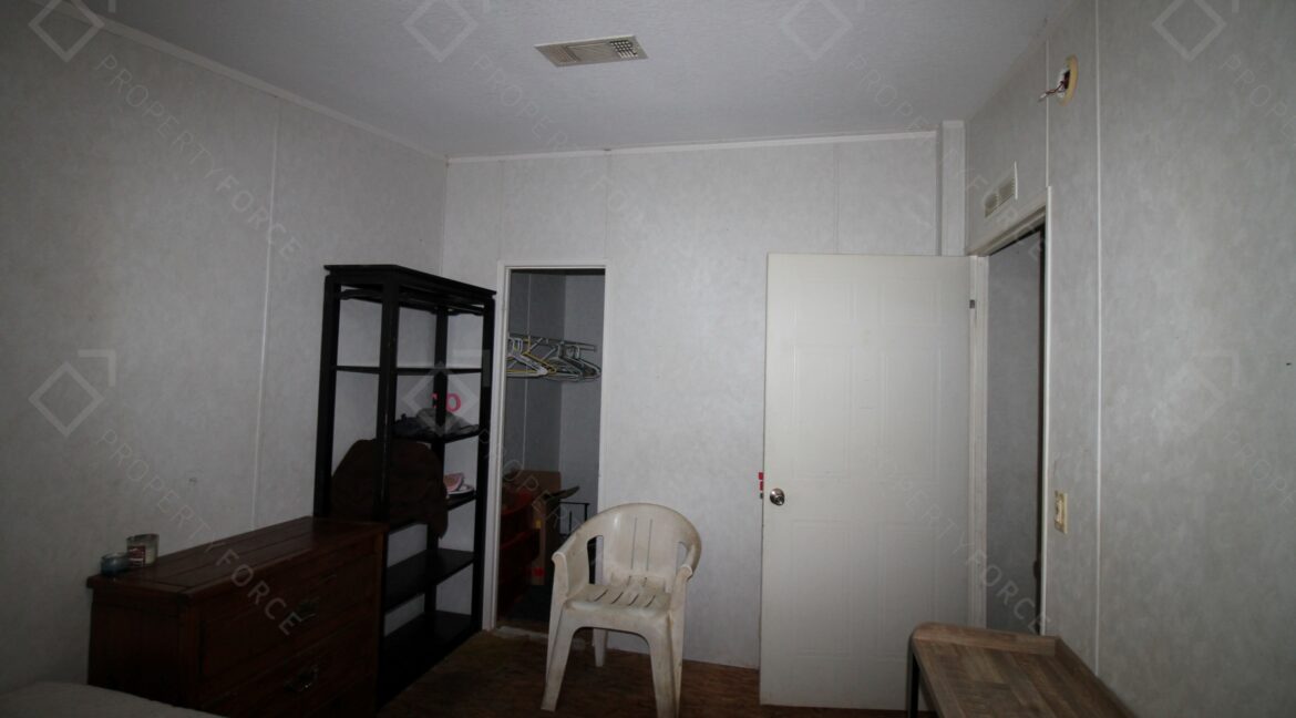 438 Perch Pl Lakeland, FL 33801 (54)