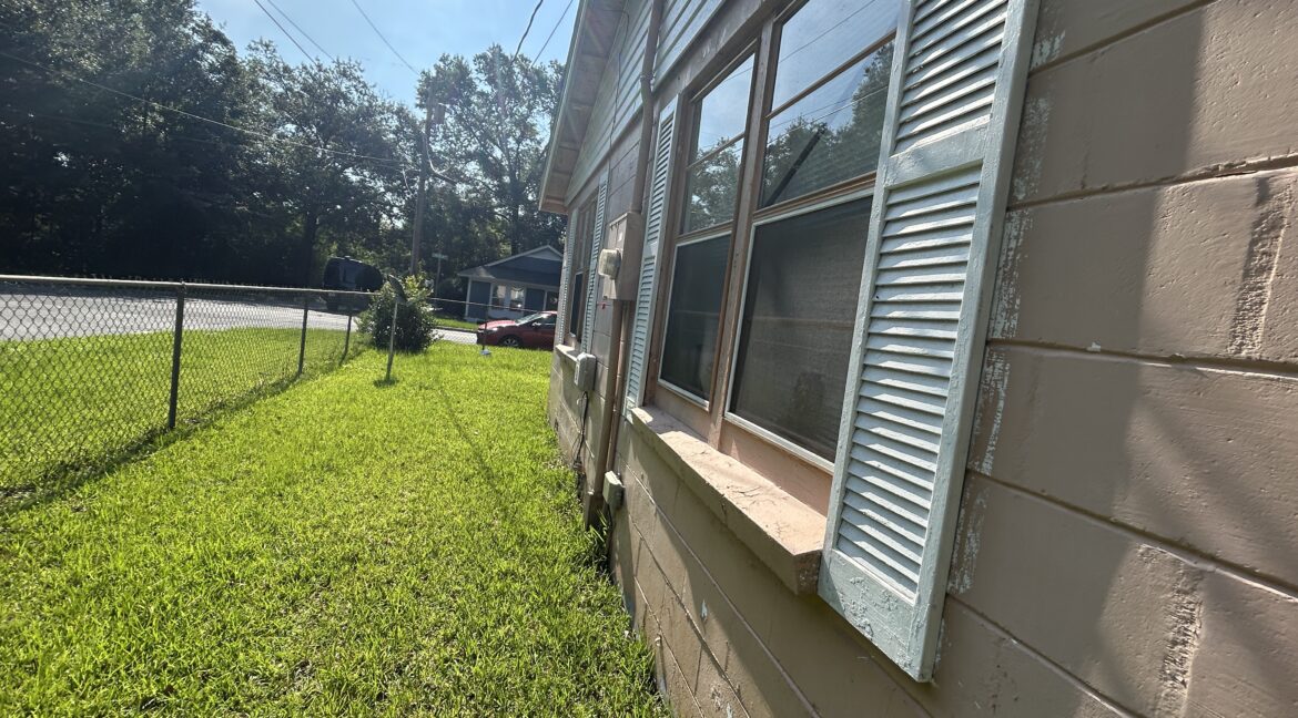 626 Lincoln St S, Quincy, FL 32351- (23)