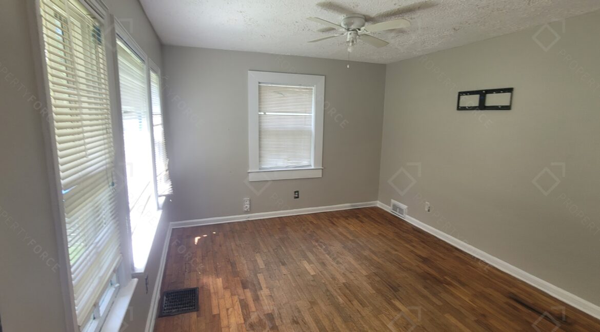 1884 Meadow Ln, Decatur, GA 30032 (17)