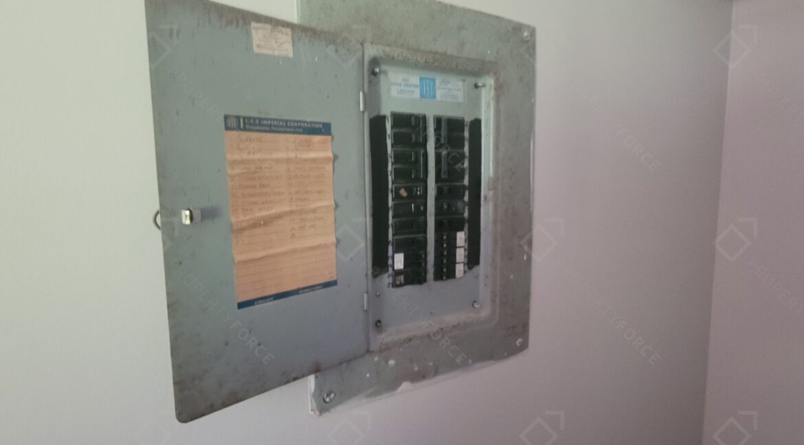 1884 Meadow Ln, Decatur, GA 30032 (27)