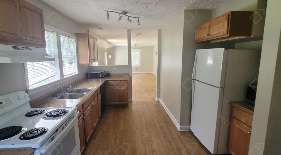 1884 Meadow Ln, Decatur, GA 30032 (28)