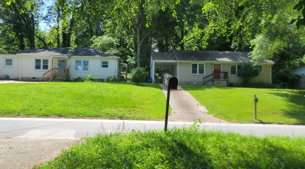 1884 Meadow Ln, Decatur, GA 30032 (58)