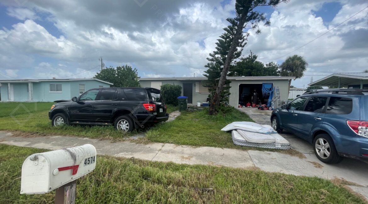 4574 Chicopa St, North Port, FL 3428 (1)