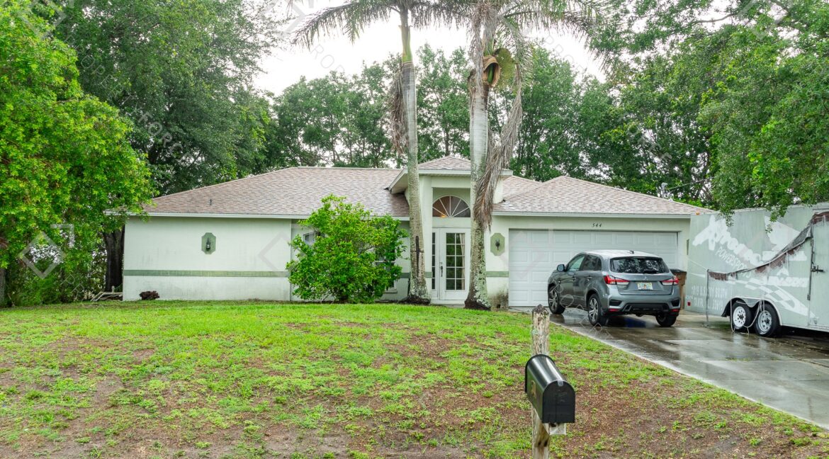 544 Pachman Cir Lehigh Acres, FL 33974 (2)