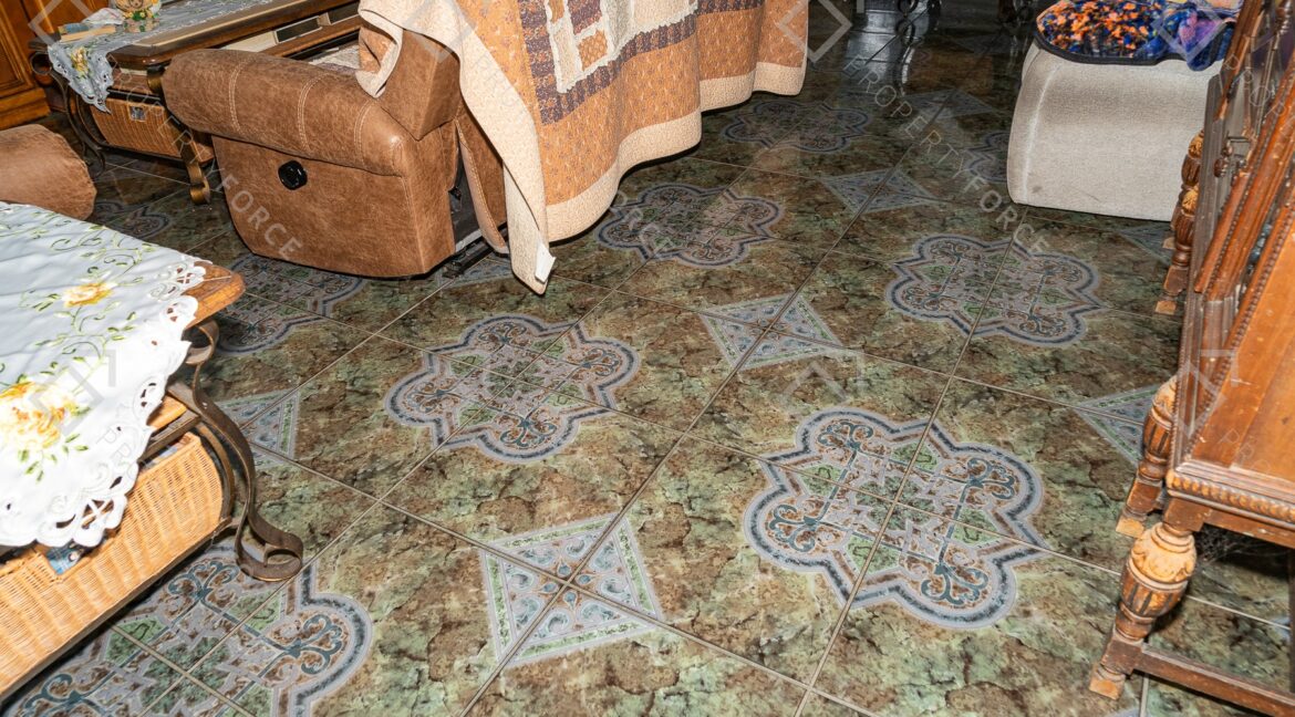 544 Pachman Cir Lehigh Acres, FL 33974 (74)