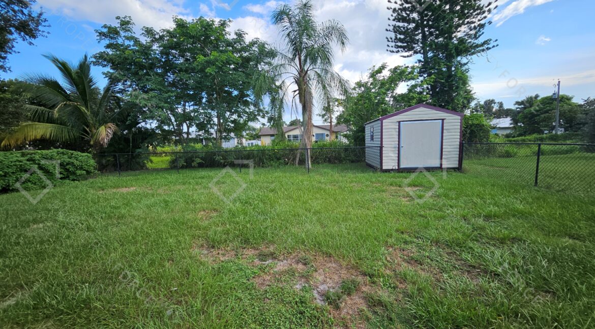 126 SW Lakehurst Dr, Port Saint Lucie, FL 34983 (14)