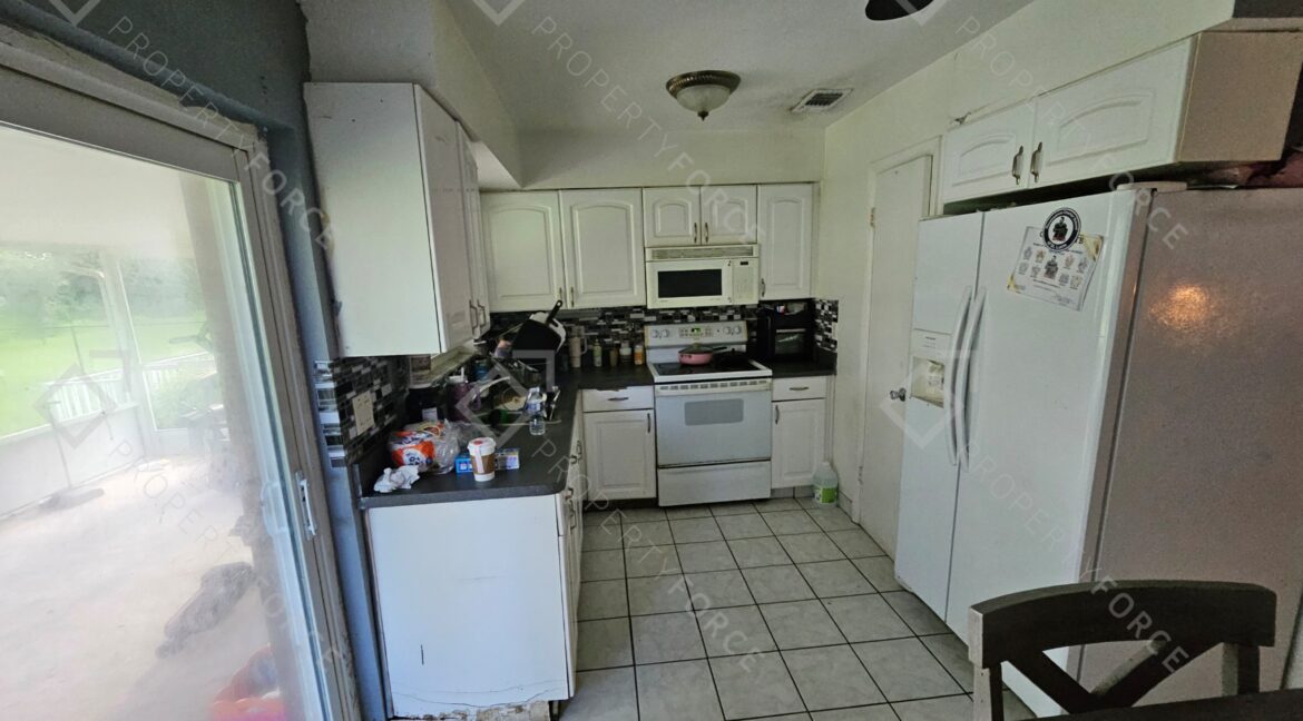 126 SW Lakehurst Dr, Port Saint Lucie, FL 34983 (25)