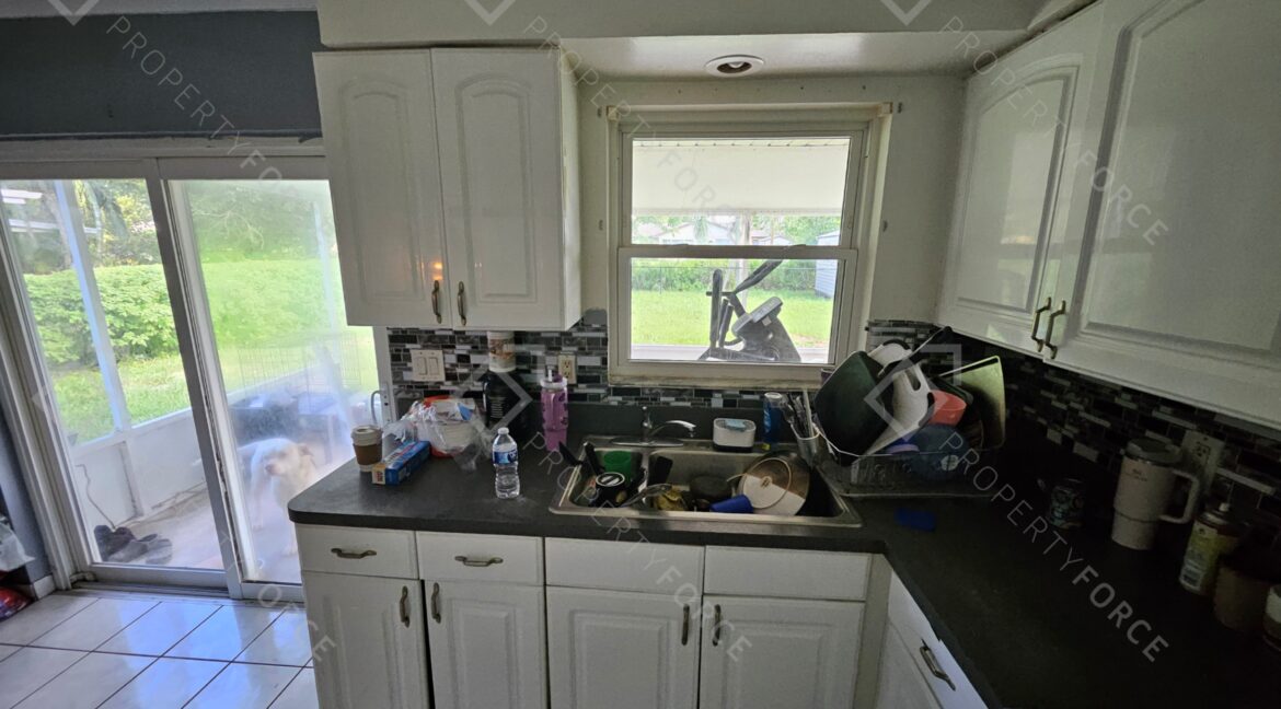 126 SW Lakehurst Dr, Port Saint Lucie, FL 34983 (26)