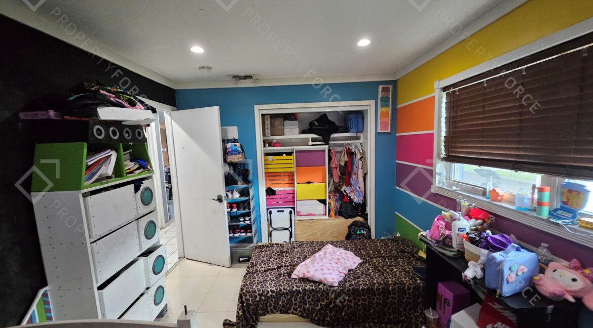 126 SW Lakehurst Dr, Port Saint Lucie, FL 34983 (38)