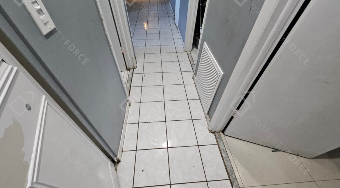 126 SW Lakehurst Dr, Port Saint Lucie, FL 34983 (42)