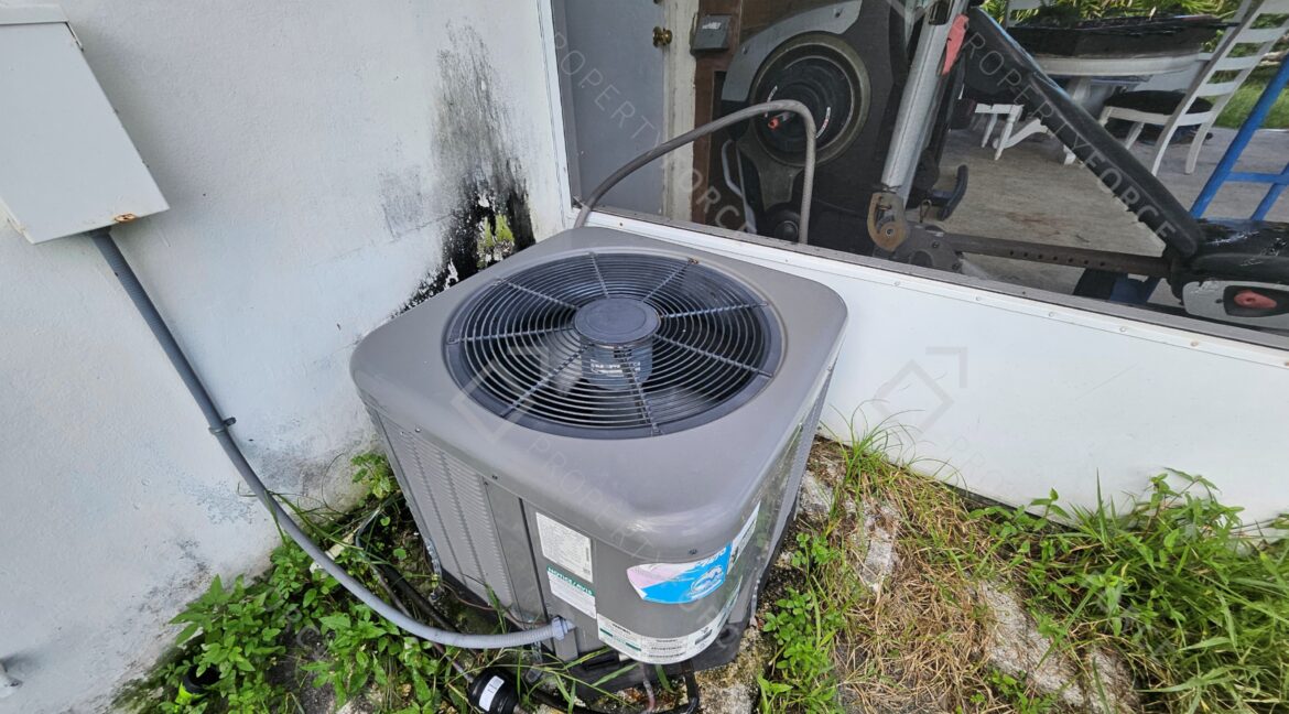 126 SW Lakehurst Dr, Port Saint Lucie, FL 34983 (46)