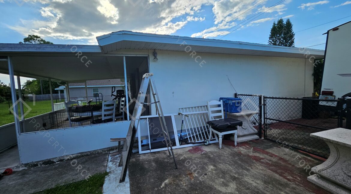 126 SW Lakehurst Dr, Port Saint Lucie, FL 34983 (5)