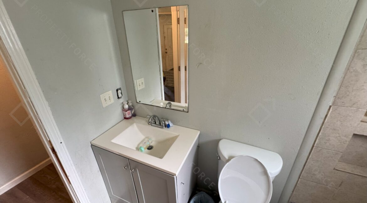 217 Lennox Parkway Pensacola FL 32505 (16)