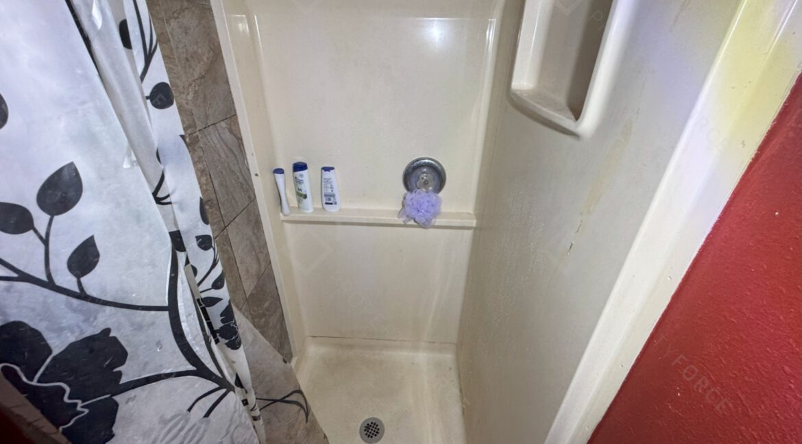 217 Lennox Parkway Pensacola FL 32505 (34)