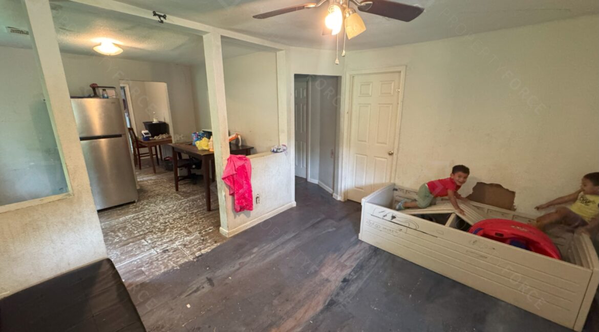 217 Lennox Parkway Pensacola FL 32505 (48)