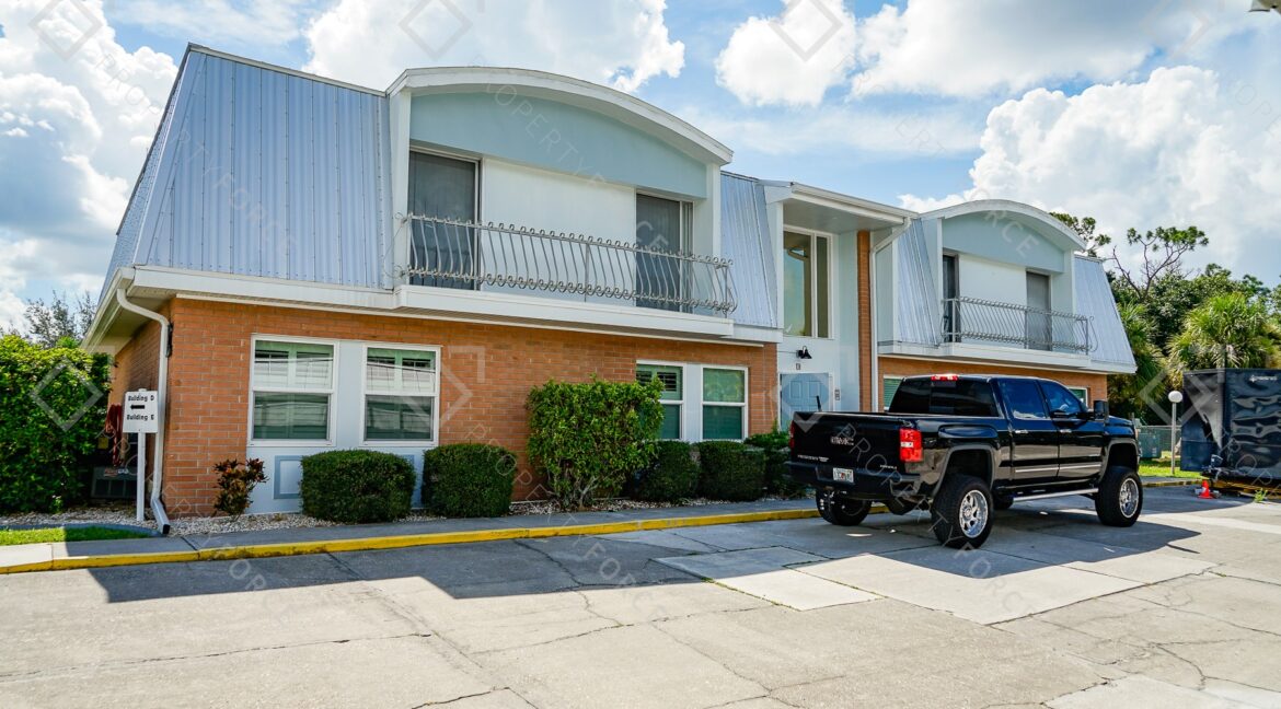 22333 Edgewater Dr #E3 Punta Gorda, FL 33980 (1)