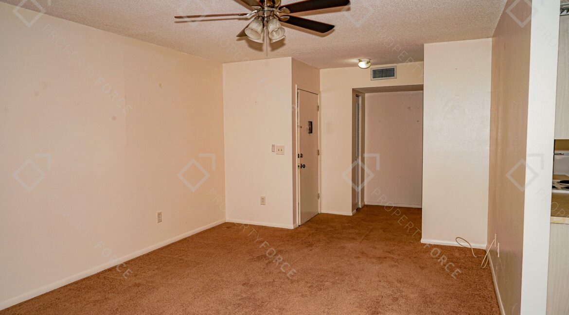 22333 Edgewater Dr #E3 Punta Gorda, FL 33980 (38)