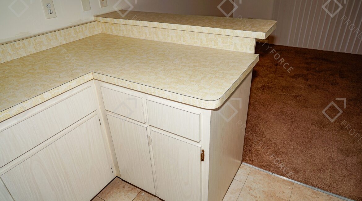 22333 Edgewater Dr #E3 Punta Gorda, FL 33980 (50)