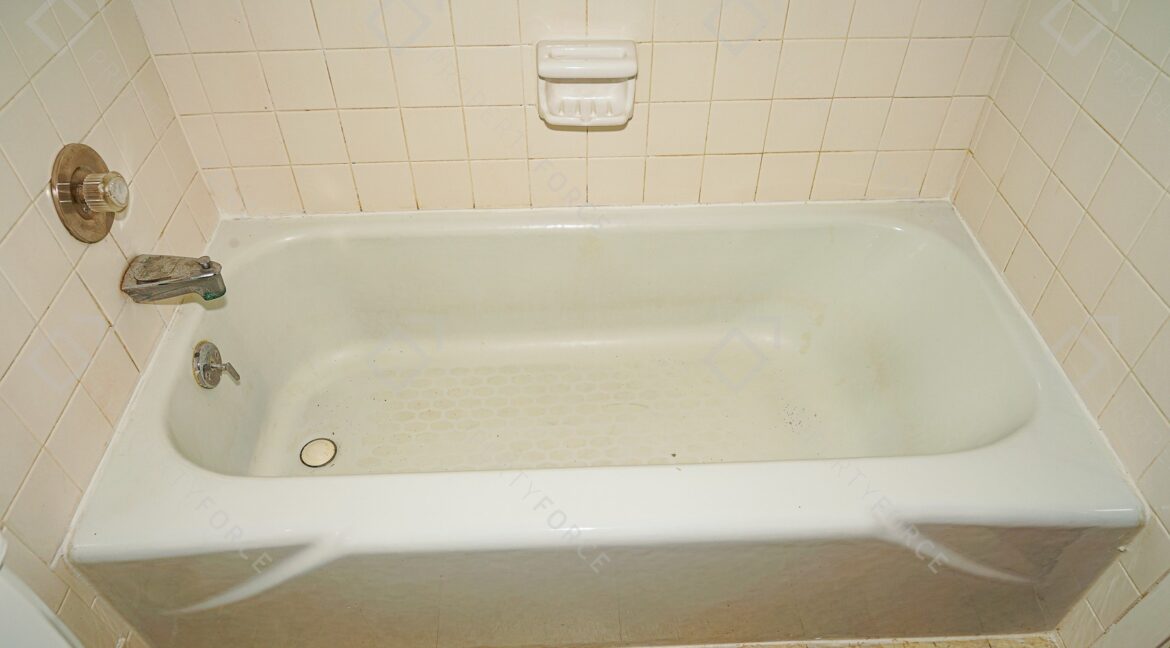 22333 Edgewater Dr #E3 Punta Gorda, FL 33980 (66)