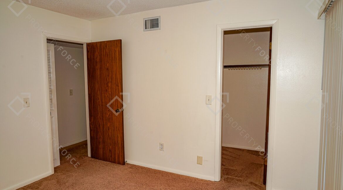 22333 Edgewater Dr #E3 Punta Gorda, FL 33980 (71)