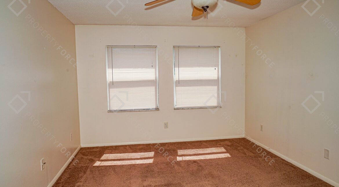 22333 Edgewater Dr #E3 Punta Gorda, FL 33980 (82)