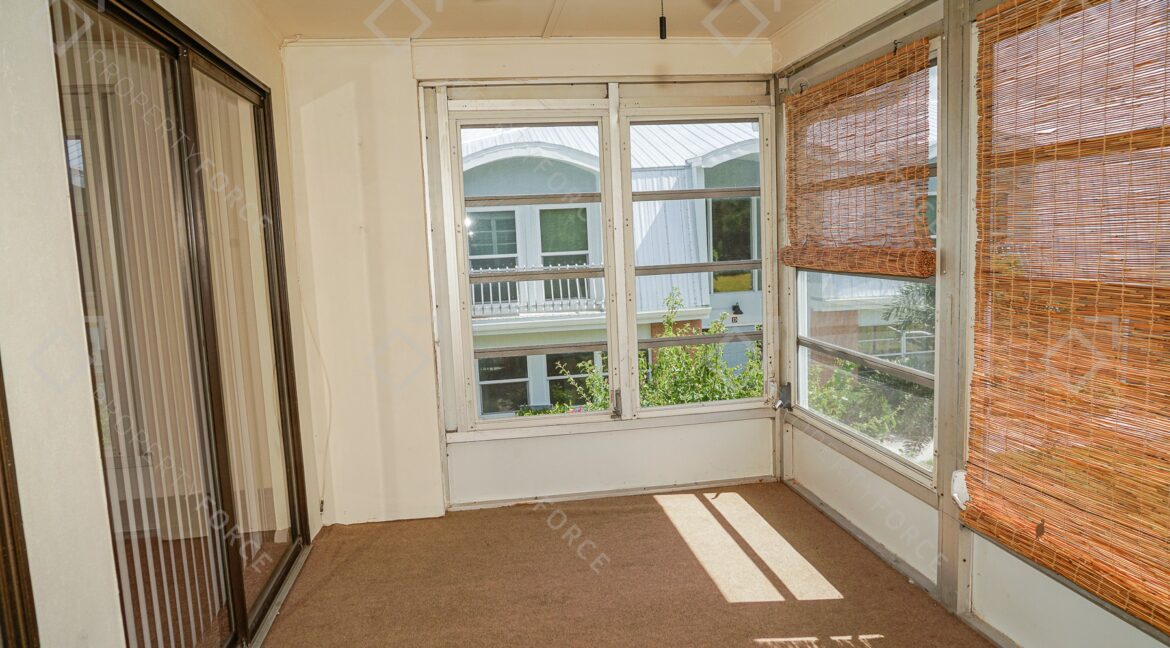 22333 Edgewater Dr #E3 Punta Gorda, FL 33980 (89)