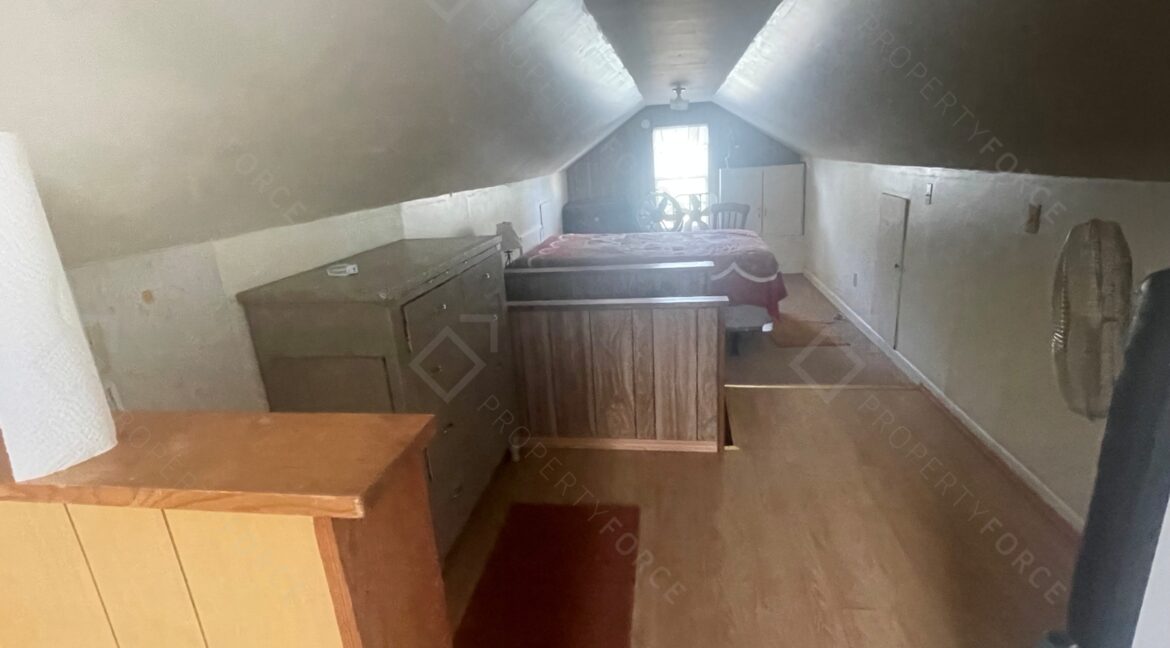 3806 Chapel Dr (110)