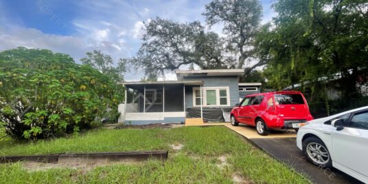 8711 N Dexter Ave, Tampa, FL 33604