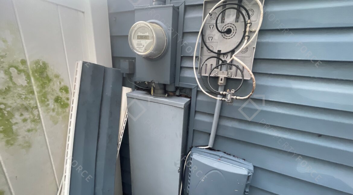 8711 N Dexter Ave, Tampa, FL 33604 (20)