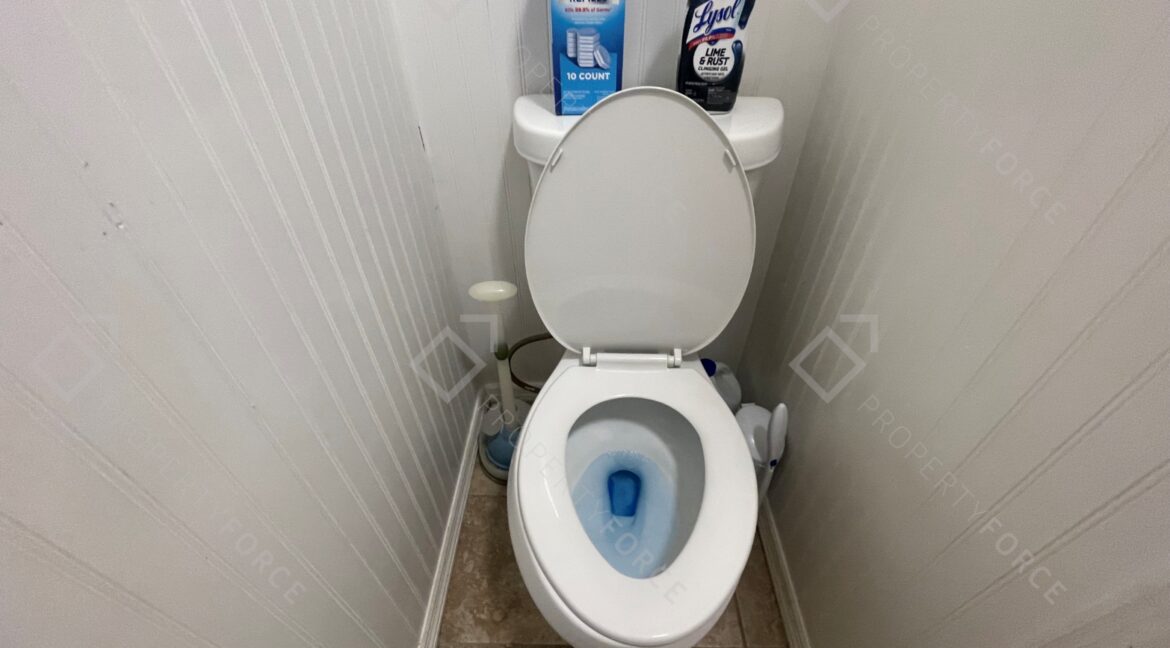 8711 N Dexter Ave, Tampa, FL 33604 (67)