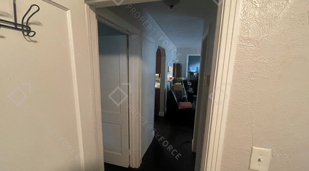 8711 N Dexter Ave, Tampa, FL 33604 (75)