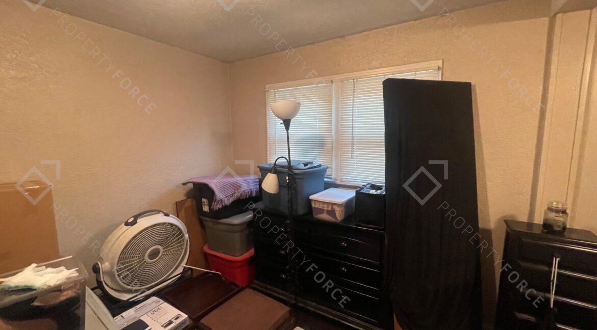 8711 N Dexter Ave, Tampa, FL 33604 (89)